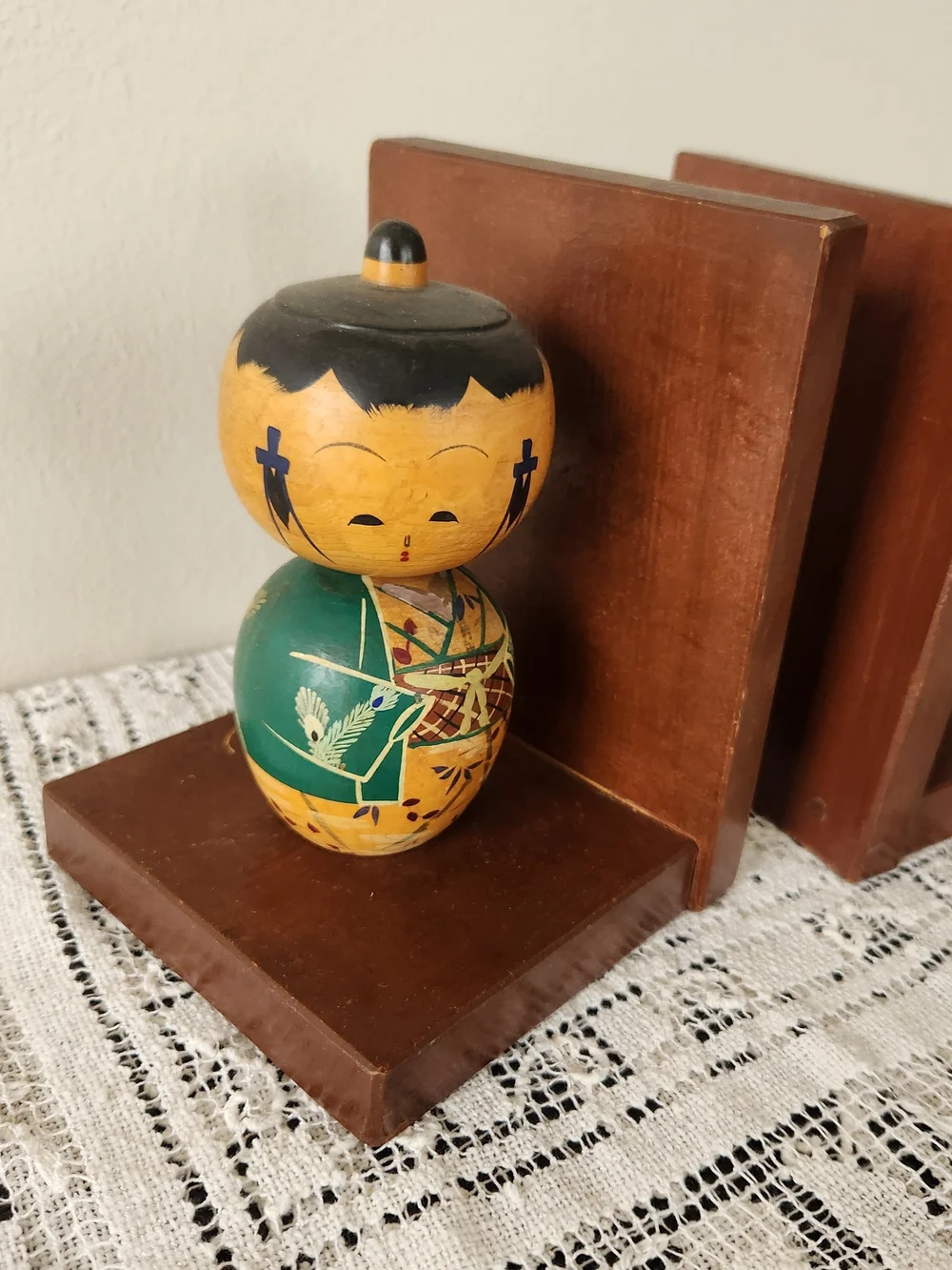 Vintage Hand-Painted Red and Green Kokeshi Doll Pair - Home Accents